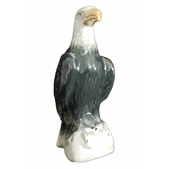 Graceful Gray and White Brazilian Bald Eagle Sculpture for Wildlife Collectorsq - Picture 2 of 6
